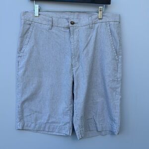 Axis men’s size 34‎ Men's Gray Striped Shorts